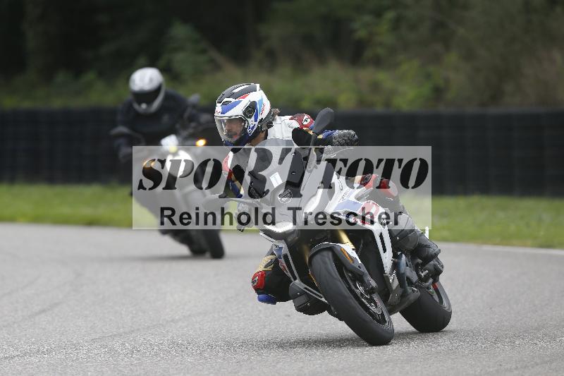 Archiv-2025/52 10.09.2025 FREERIDE Training  ADR/Gruppe B/Team